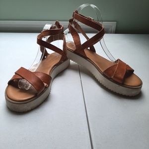 Axiaaeion Handmade in Greece Woman's Leather Sandal, Size 38